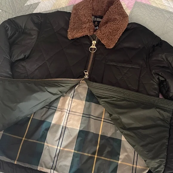 [Barbour] Vaila Quilted Jacket - Picture 4 of 11